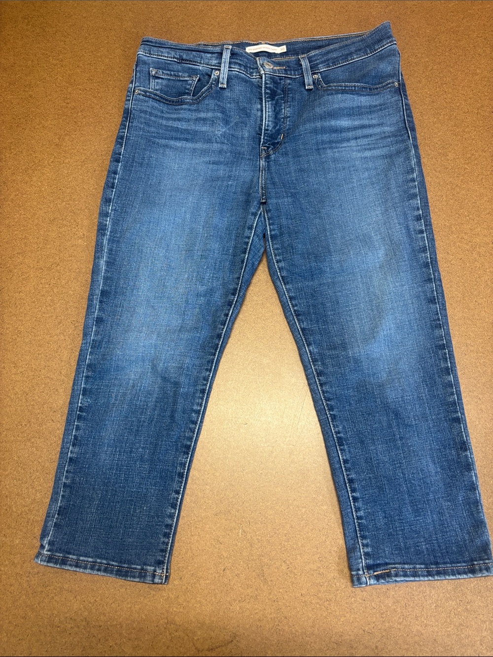 Women's Levi’s 311 Shaping Skinny Capris Jeans in Classic Blue Stretch Denim